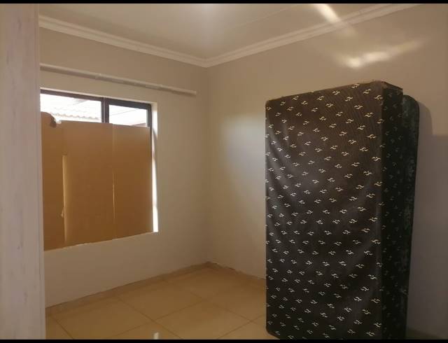 3 BEDROOM FREEHOLD FOR SALE IN GELUKSDAL